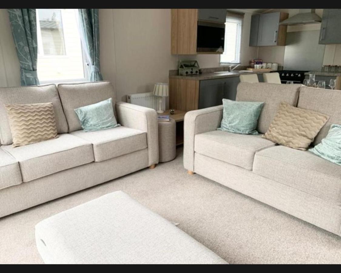 Exotic 3-Bed Caravan At Newquay Holiday Park Villa Exterior foto